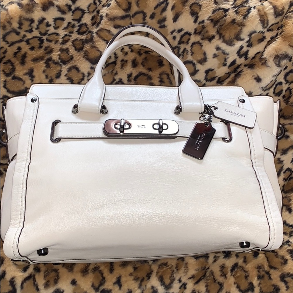 Large Coach Swagger bag